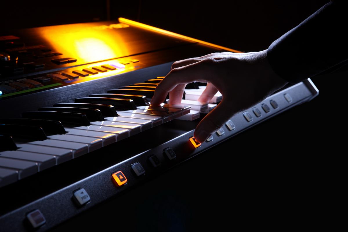 roland jupiter, roland jupiter 80, roland jupiter 8, roland синтезатор, синтезатор, синтезатор музыкальный, синтезатор звука, современные синтезаторы, клавишные синтезаторы, профессиональные синтезаторы, фото синтезатор, какой синтезатор лучше, звуковой синтезатор, синтезатор описание, модели синтезаторов, картинки синтезатор, популярные синтезаторы, самый лучший синтезатор, муз синтезаторы