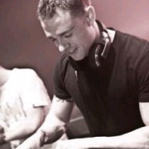 dj - Simon Patterson