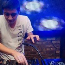 dj - Jordan Bernardo