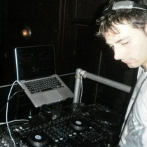 dj - Kevin C