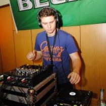 dj - Benson Button