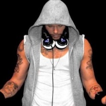 dj - Yan Kings