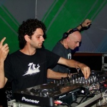 dj - Circuit Breakers