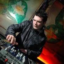 dj - Chris Memo
