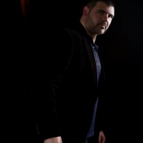dj - Dim Loud