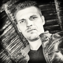 dj - Emanuel Kosh