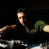 dj - Nicolas Bacher