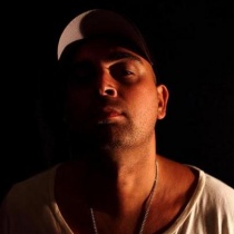 dj - Sasha Carassi