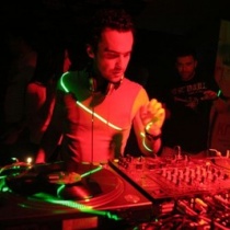 dj - Sinisa Tamamovic
