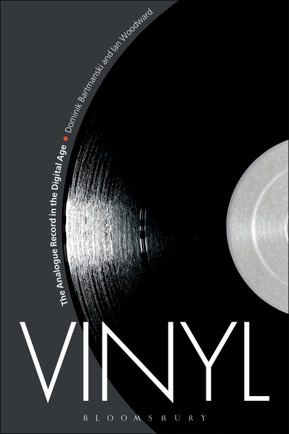 hollistic-vinyl-book_0.jpg