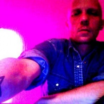 dj - Benjamin Diamond