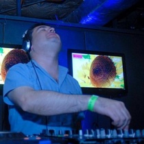 dj - Marcelo Vak