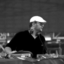 dj - Faruk Sabanci