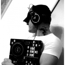 dj - Ellen Wexx