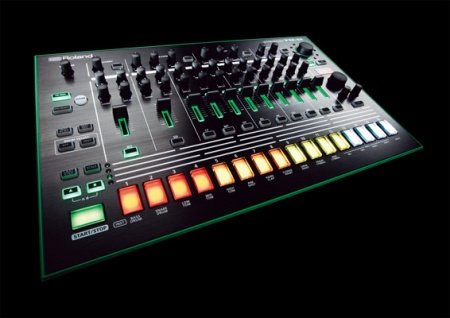 Roland AIRA. Возрождая легенду.