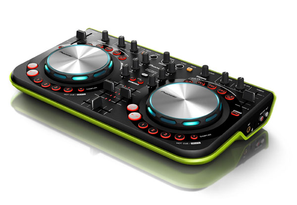ddj-wego_green_angle_hr.jpg
